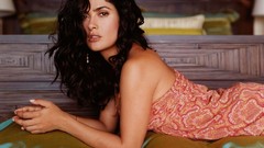Woman brunettes salma hayek