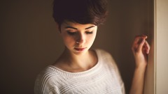 Woman brunettes short hair