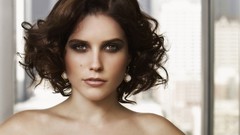 Woman brunettes sophia bush