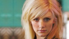 Woman bryce dallas howard