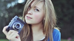 Woman Cameras blondes