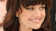 Woman Carla Gugino Actress brunettes