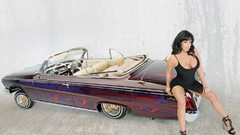 Woman cars brunettes