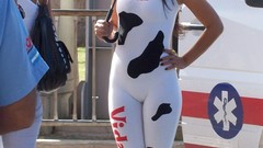 Woman cars Cows models promotional yoga pants pitgirls