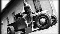 Woman cars vintage models