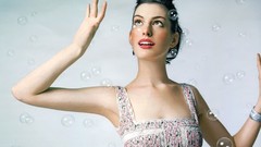 Woman Celebrity Actress anne hathaway