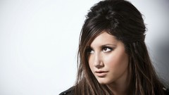 Woman Celebrity Actress ashley tisdale brunettes singers