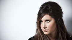 Woman Celebrity Actress ashley tisdale brunettes singers