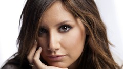 Woman Celebrity Actress ashley tisdale brunettes singers