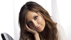 Woman Celebrity Actress ashley tisdale brunettes singers
