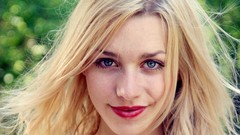 Woman Celebrity Actress blondes blue eyes julia dietze