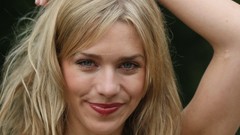 Woman Celebrity Actress blondes blue eyes julia dietze
