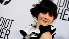 Woman Celebrity Actress blue eyes brunettes singers zooey 