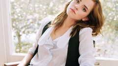Woman Celebrity Actress brown eyes brunettes emma watson