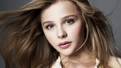 Woman Celebrity Actress brunettes chloe moretz
