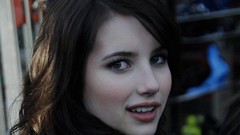 Woman Celebrity Actress brunettes emma roberts