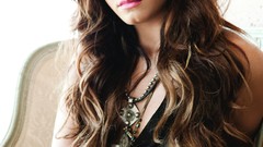 Woman Celebrity Actress demi lovato brunettes singers