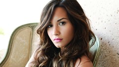 Woman Celebrity Actress demi lovato brunettes singers