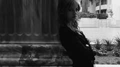 Woman Celebrity Actress elisha cuthbert