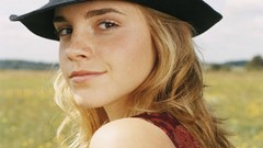 Woman Celebrity Actress emma watson