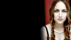 Woman Celebrity Actress Leelee Sobieski