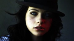 Woman Celebrity Actress michelle trachtenberg