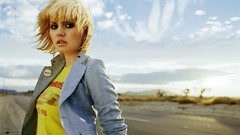 Woman Celebrity Actress outdoors blondes elisha cuthbert