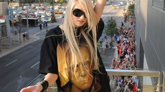 Woman Celebrity Actress sunglasses blondes singers taylor momsen