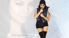 Woman Celebrity Actress vanessa hudgens brunettes