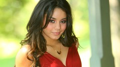 Woman Celebrity Actress vanessa hudgens brunettes