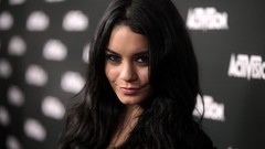 Woman Celebrity Actress vanessa hudgens brunettes