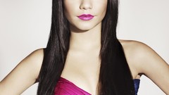 Woman Celebrity Actress vanessa hudgens brunettes