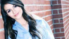 Woman Celebrity Actress victoria justice