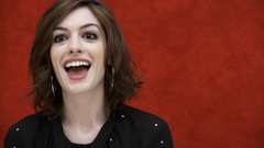 Woman Celebrity anne hathaway
