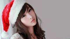 Woman Celebrity asians Christmas outfits