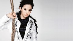 Woman Celebrity asians liu yifei