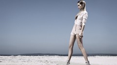 Woman Celebrity Beaches blondes Isabel Lucas