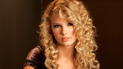 Woman Celebrity blondes taylor swift curly hair
