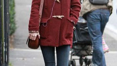 Woman Celebrity blondes taylor swift singers