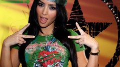 Woman Celebrity brunettes kim kardashian