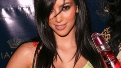 Woman Celebrity brunettes kim kardashian
