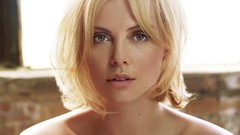 Woman Celebrity charlize theron