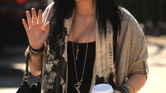 Woman Celebrity demi lovato singers