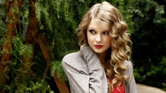 Woman Celebrity faces blondes taylor swift singers