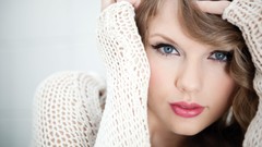 Woman Celebrity faces blondes taylor swift singers cardigan