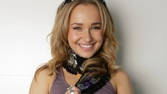 Woman Celebrity faces hayden panettiere blondes