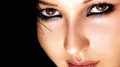 Woman Celebrity faces Jewel Kilcher