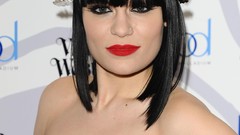 Woman Celebrity jessie j brunettes