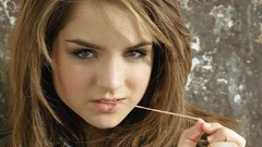 Woman Celebrity jojo singers