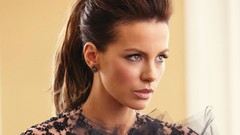 Woman Celebrity Kate Beckinsale faces Actress earrings brunettes